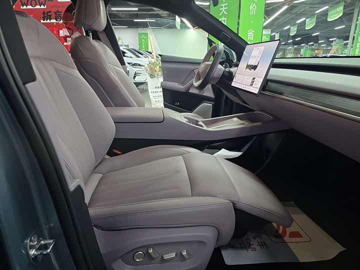 Фото 6 - Nio Onvo L60