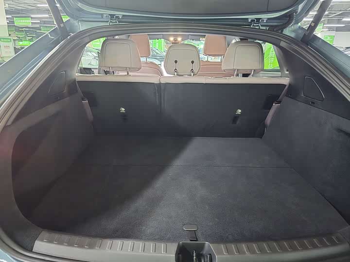 Фото 9 - Nio Onvo L60