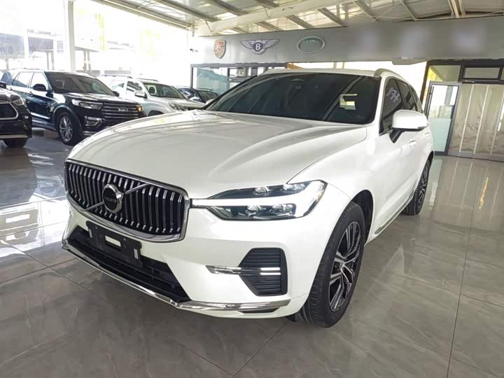 Фото 1 - Volvo XC60