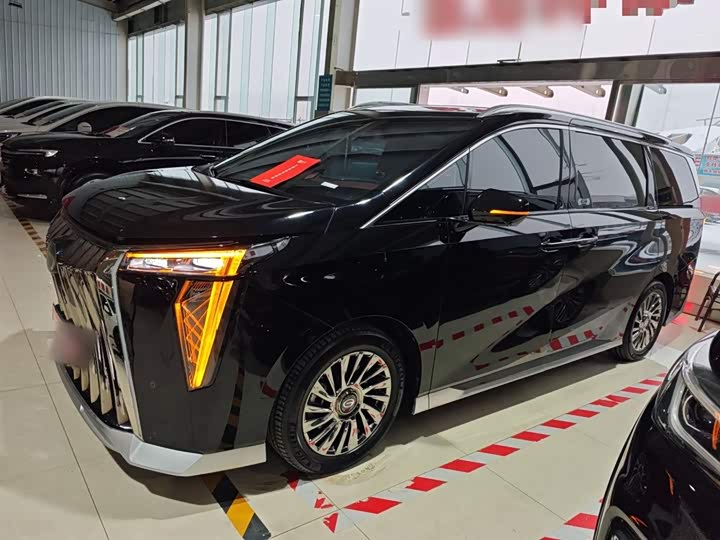 Фото 5 - GAC Trumpchi M8