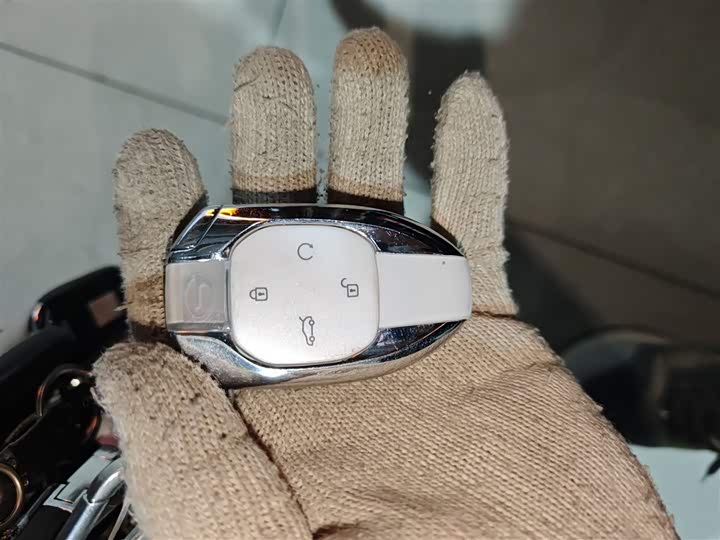 Фото 9 - GAC Trumpchi M8