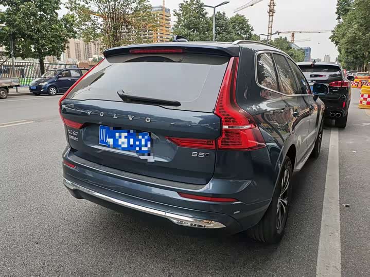 Фото 6 - Volvo XC60