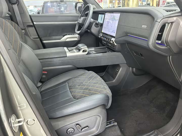 Фото 12 - Changan Deepal G318