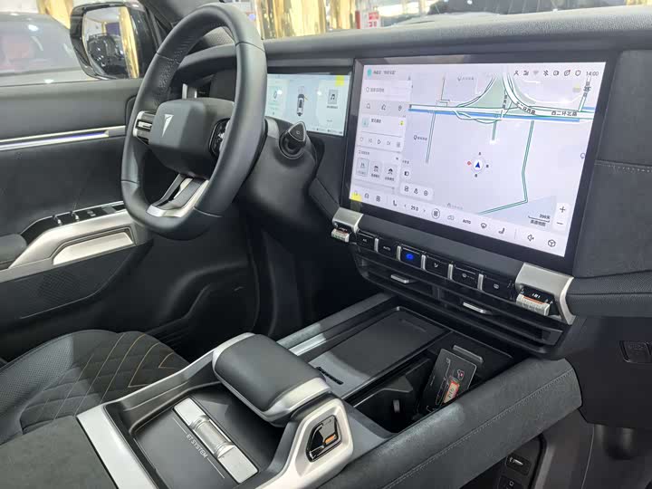 Фото 13 - Changan Deepal G318