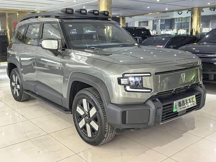 Фото 2 - Changan Deepal G318