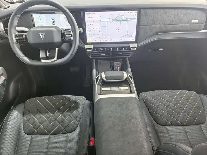 Фото 6 - Changan Deepal G318