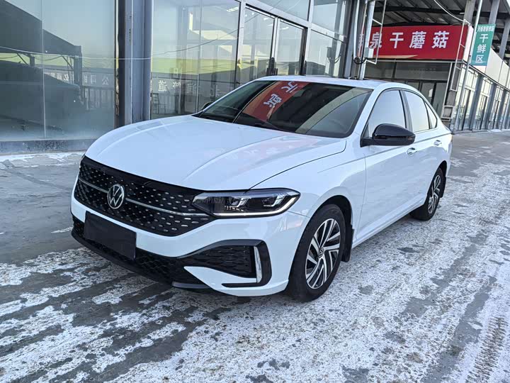 Фото 1 - Volkswagen Lavida