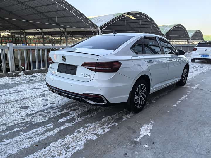 Фото 5 - Volkswagen Lavida