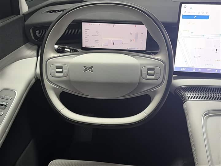 Фото 12 - XPeng X9