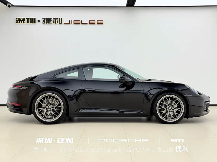 Фото 3 - Porsche 911