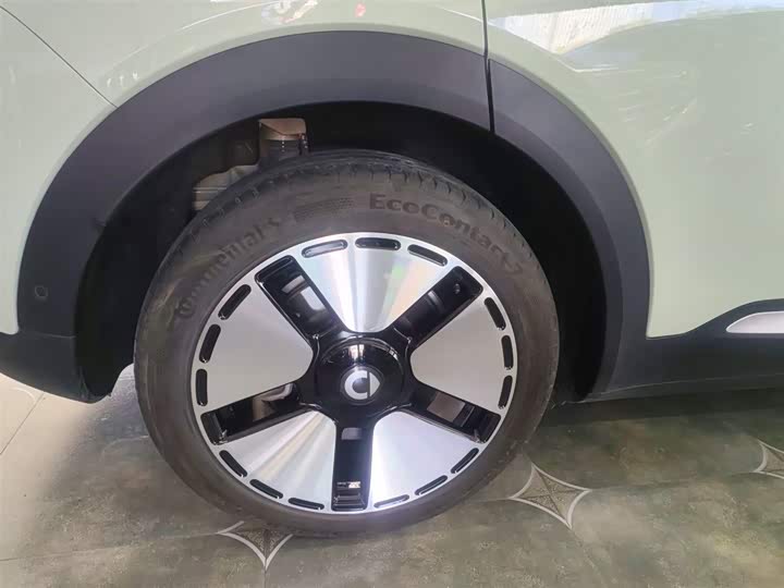 Фото 10 - Smart #5