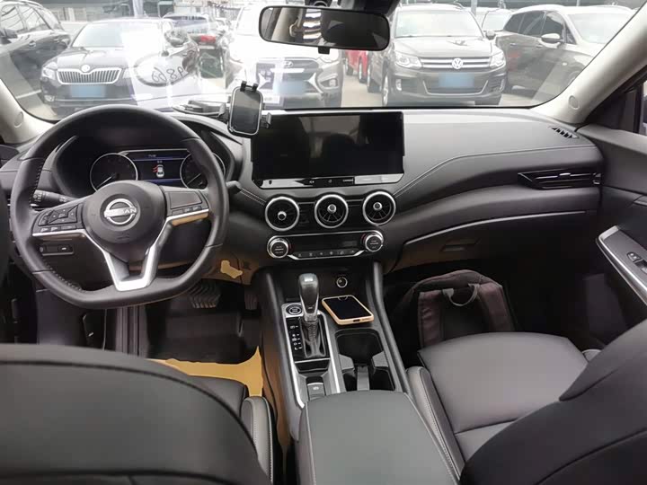 Фото 10 - Nissan Sylphy