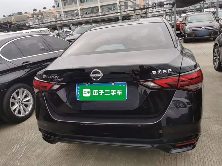 Фото 6 - Nissan Sylphy