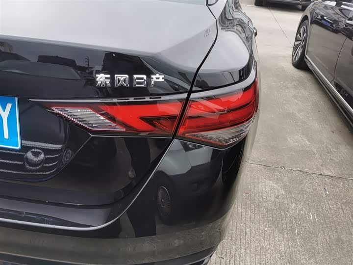 Фото 8 - Nissan Sylphy