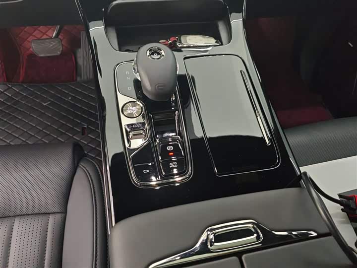 Фото 14 - GAC Trumpchi M8