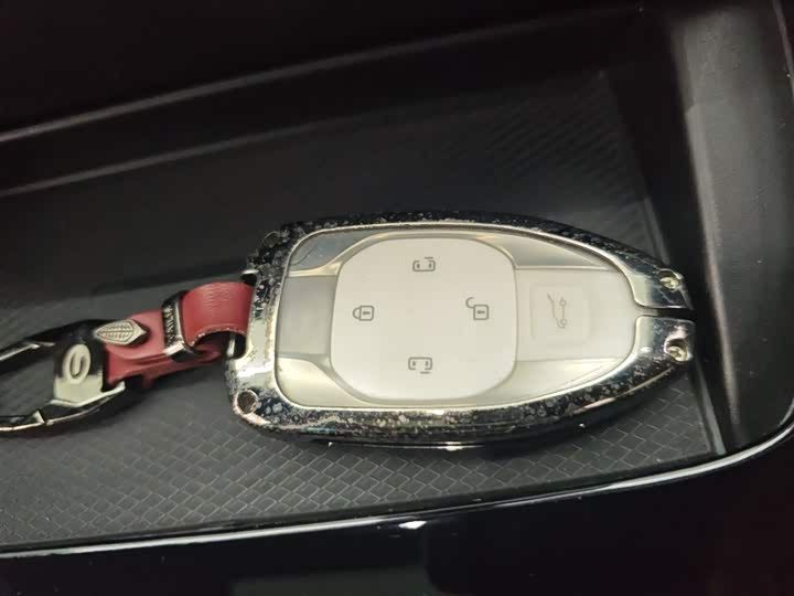 Фото 9 - GAC Trumpchi M8