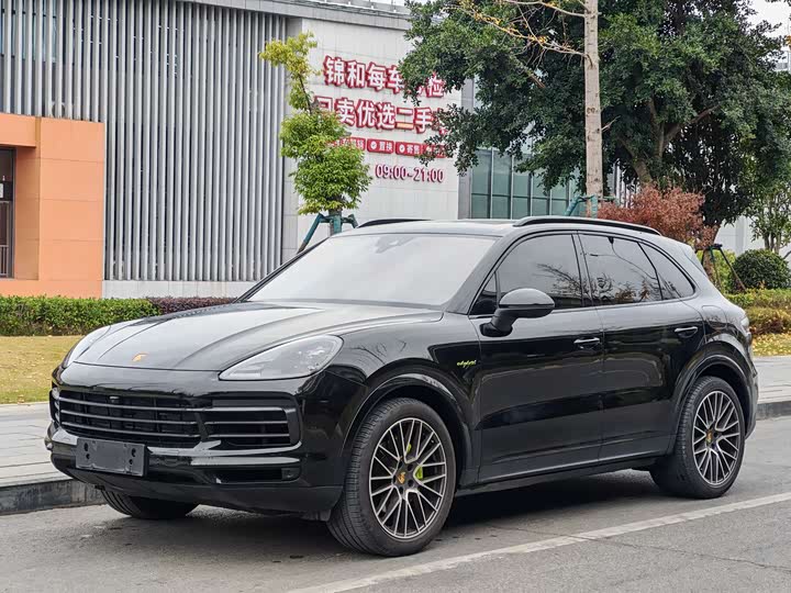 Фото 1 - Porsche Cayenne Hybrid