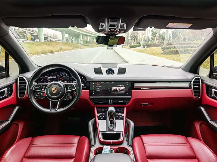 Фото 14 - Porsche Cayenne Hybrid