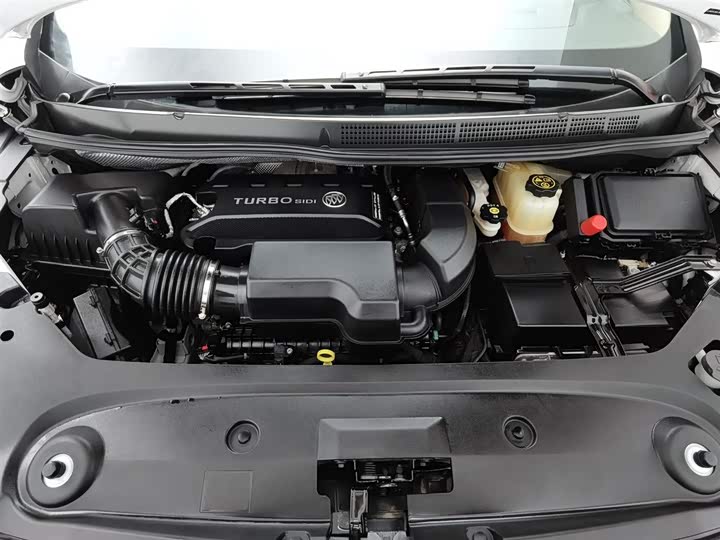 Фото 6 - Buick GL8 ES