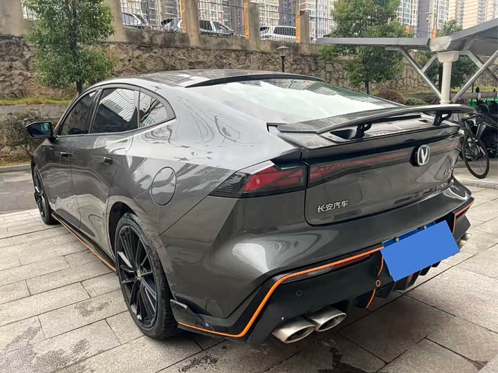 Фото 7 - Changan UNI-V