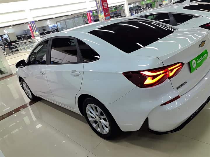 Фото 5 - Chevrolet Monza