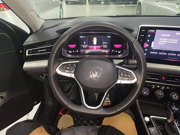 Фото 3 - Volkswagen Sagitar L