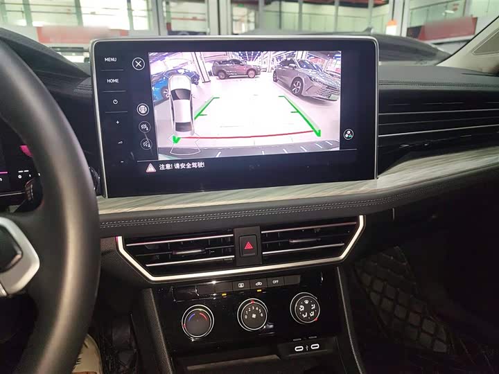 Фото 5 - Volkswagen Sagitar L