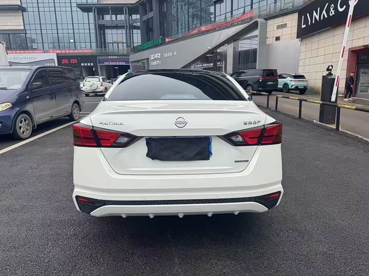 Фото 5 - Nissan Teana