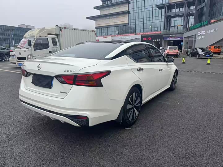 Фото 6 - Nissan Teana