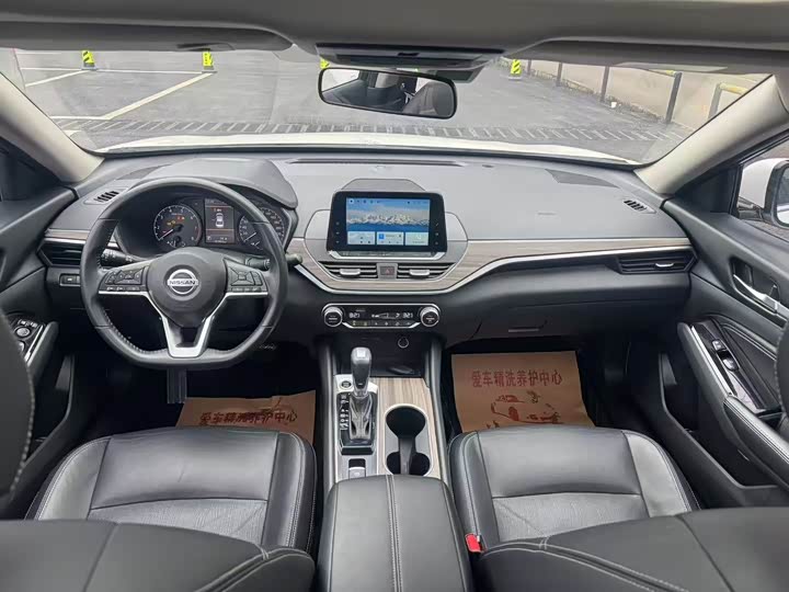 Фото 9 - Nissan Teana