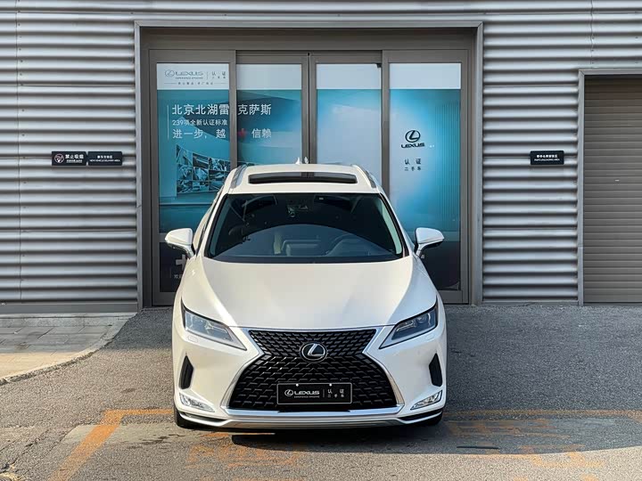 Фото 2 - Lexus RX