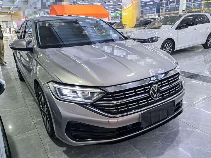 Фото 3 - Volkswagen Sagitar L