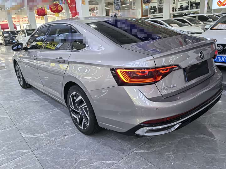 Фото 4 - Volkswagen Sagitar L