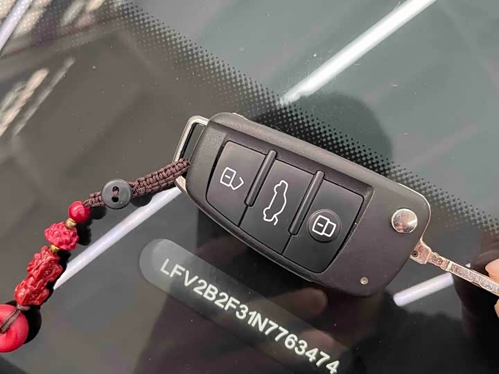 Фото 27 - Audi Q3