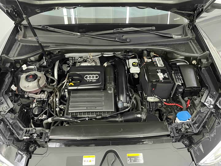 Фото 28 - Audi Q3