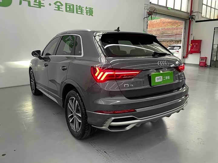 Фото 6 - Audi Q3