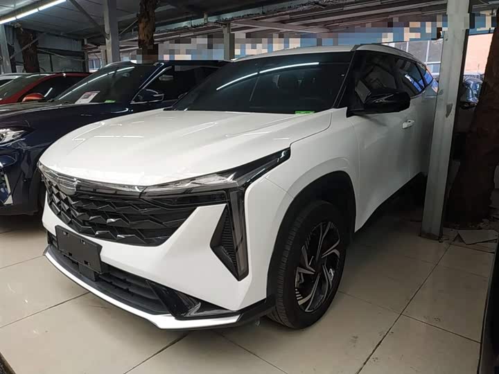 Фото 1 - Geely Atlas