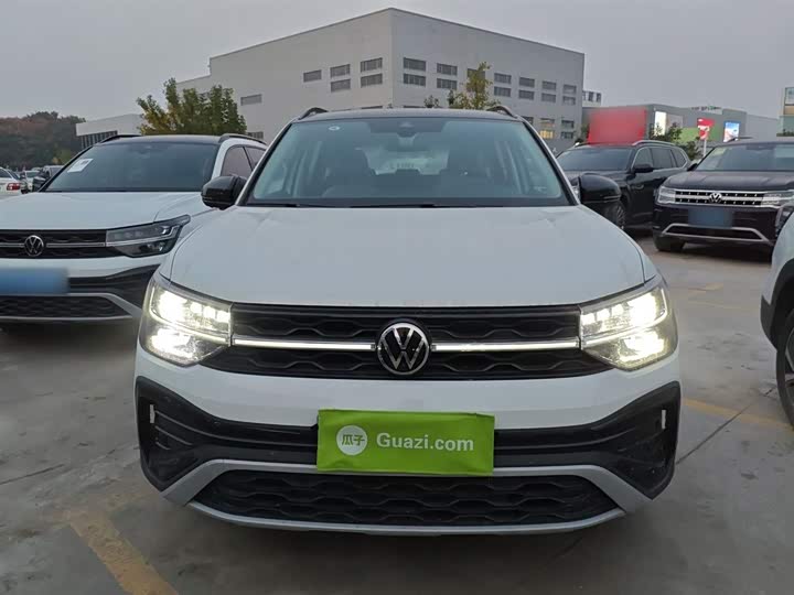 Фото 3 - Volkswagen Tharu