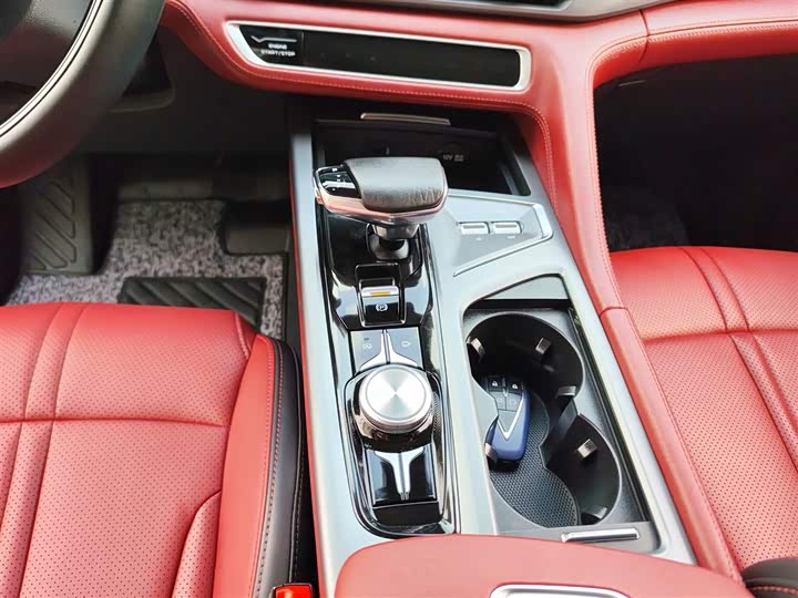 Фото 14 - Changan CS75 Plus