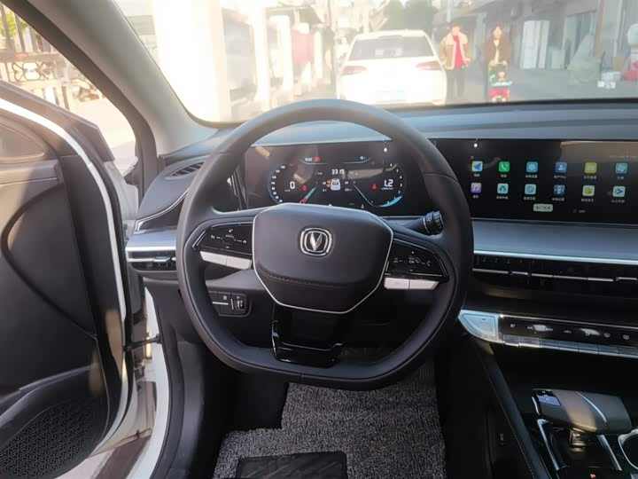 Фото 3 - Changan Eado Plus