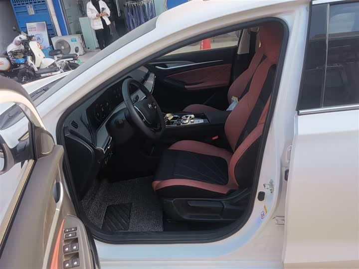 Фото 8 - Changan Eado Plus