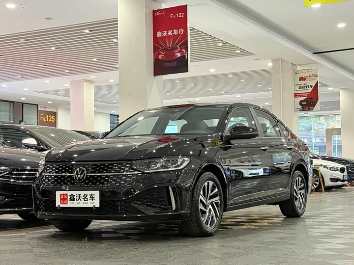 Фото 1 - Volkswagen Lavida