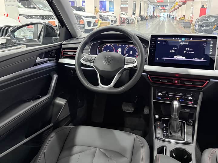 Фото 8 - Volkswagen Lavida