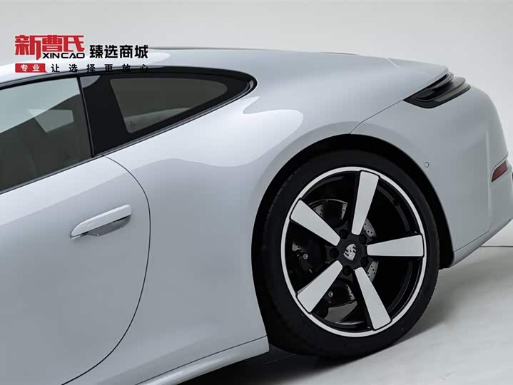 Фото 9 - Porsche 911