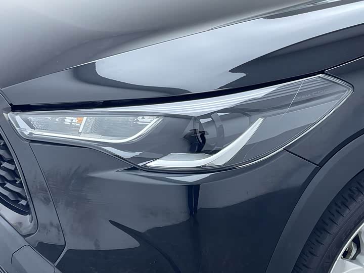 Фото 8 - Toyota Corolla Cross