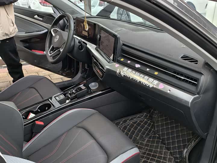 Фото 3 - Volkswagen Lamando L