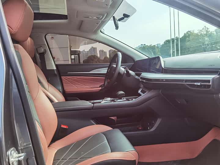 Фото 12 - Changan Eado Plus