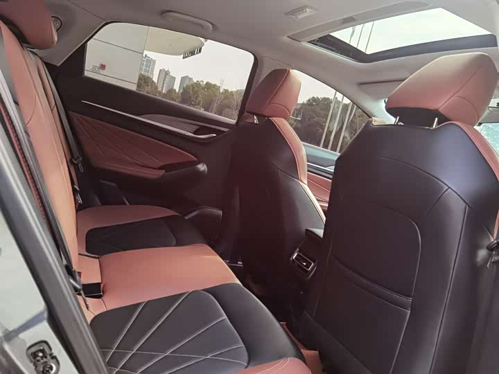 Фото 9 - Changan Eado Plus