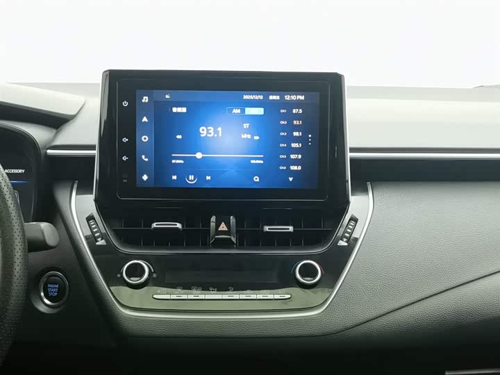 Фото 12 - Toyota Corolla