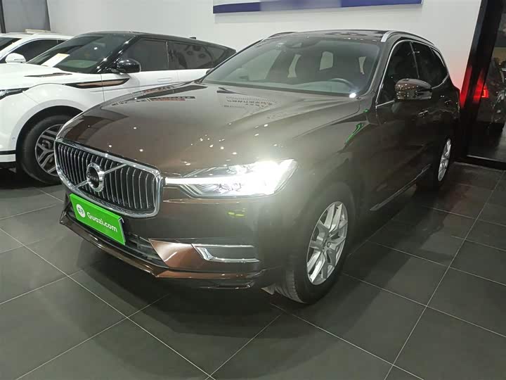 Фото 1 - Volvo XC60